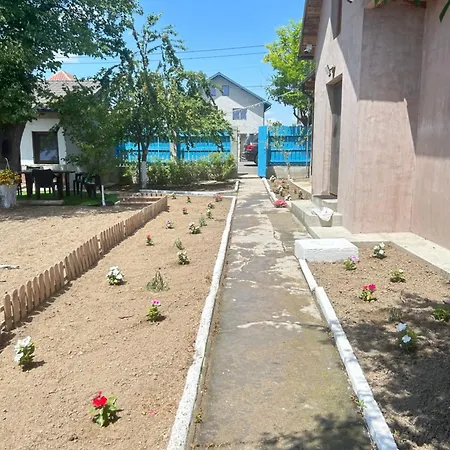 Mica Casa